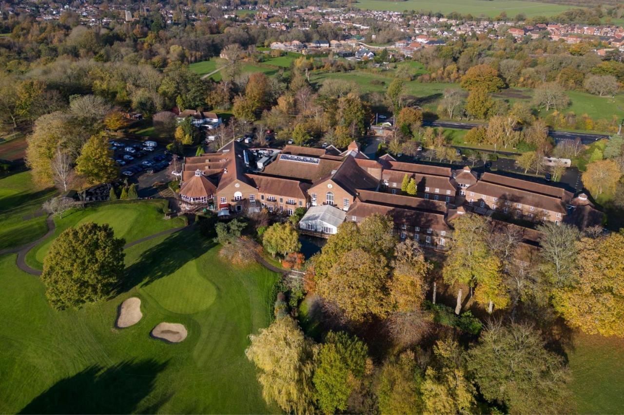 Delta Hotels By Marriott Tudor Park Country Club Maidstone Exteriér fotografie