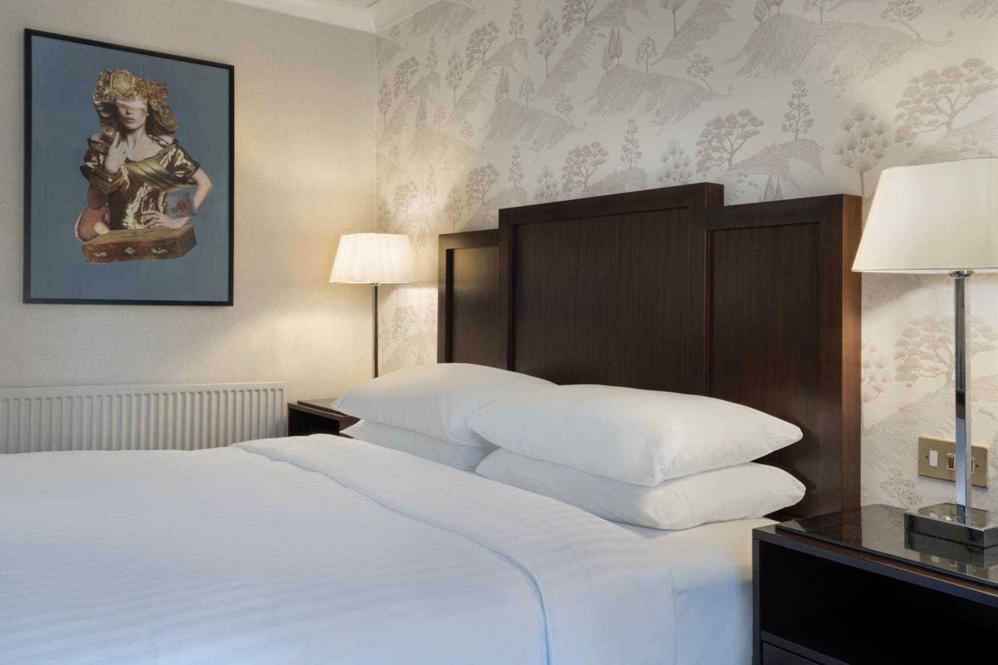 Delta Hotels By Marriott Tudor Park Country Club Maidstone Exteriér fotografie