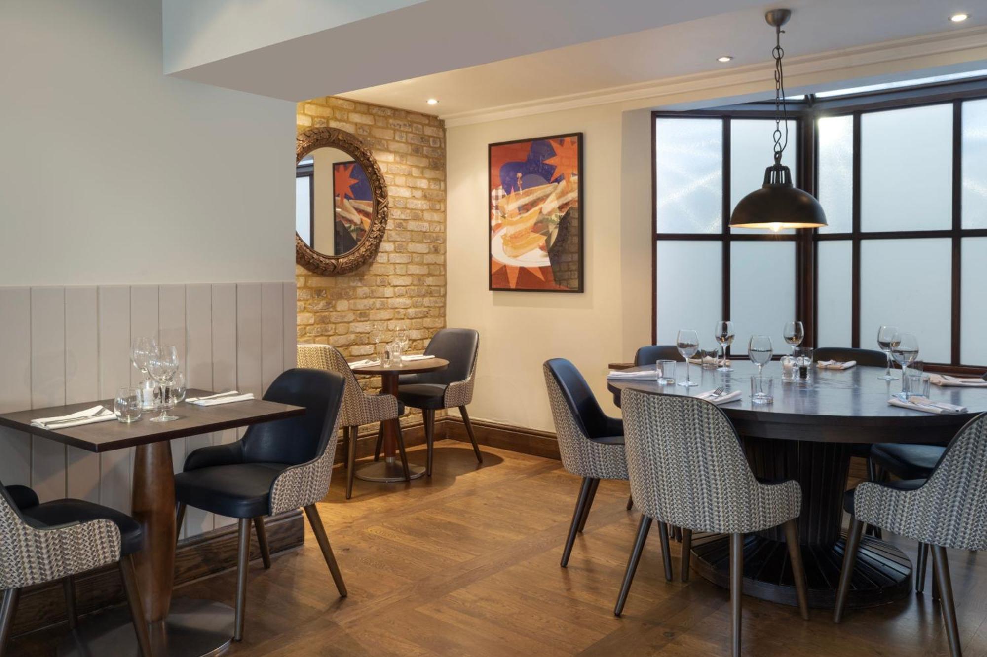 Delta Hotels By Marriott Tudor Park Country Club Maidstone Exteriér fotografie