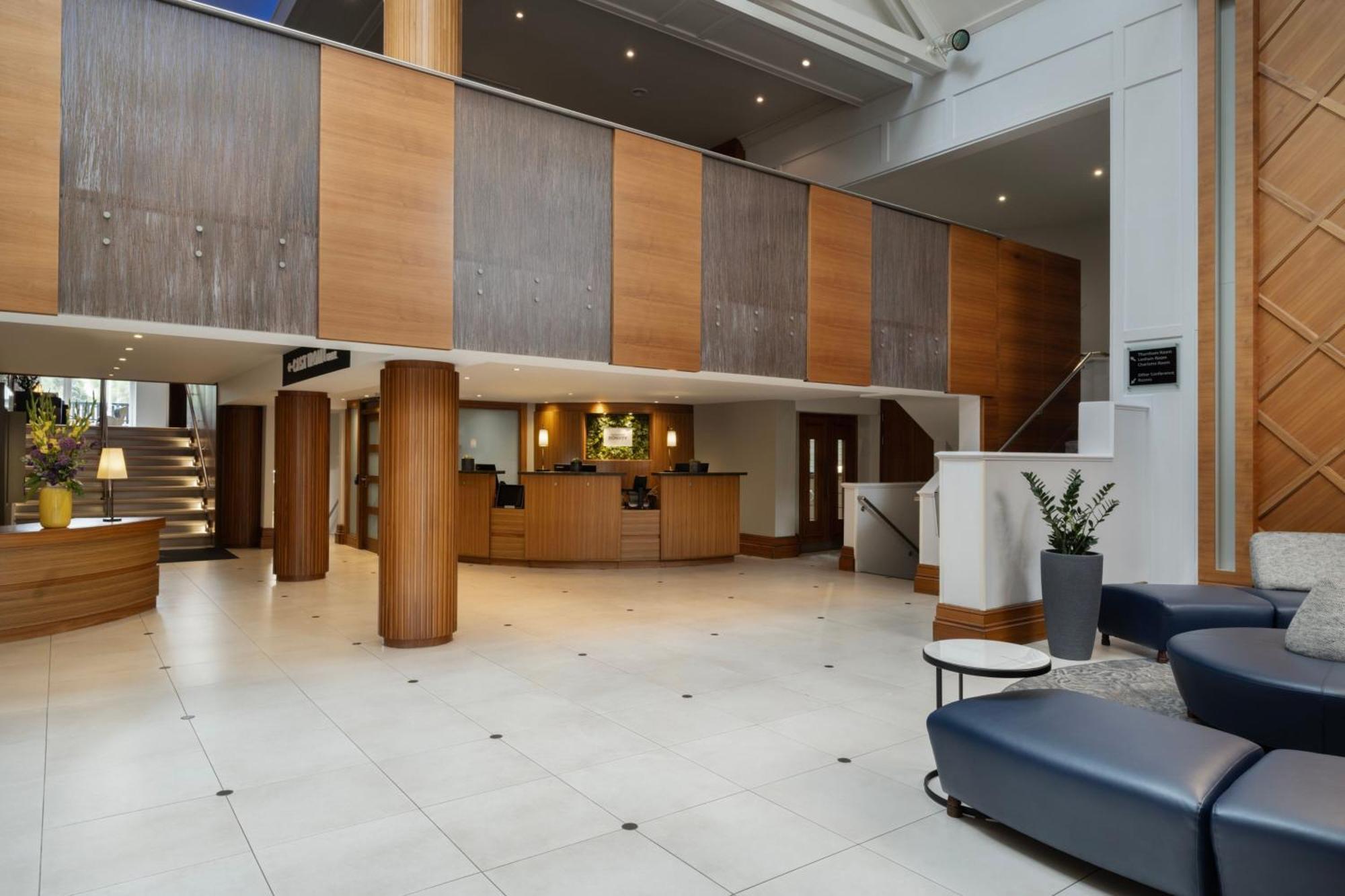 Delta Hotels By Marriott Tudor Park Country Club Maidstone Exteriér fotografie