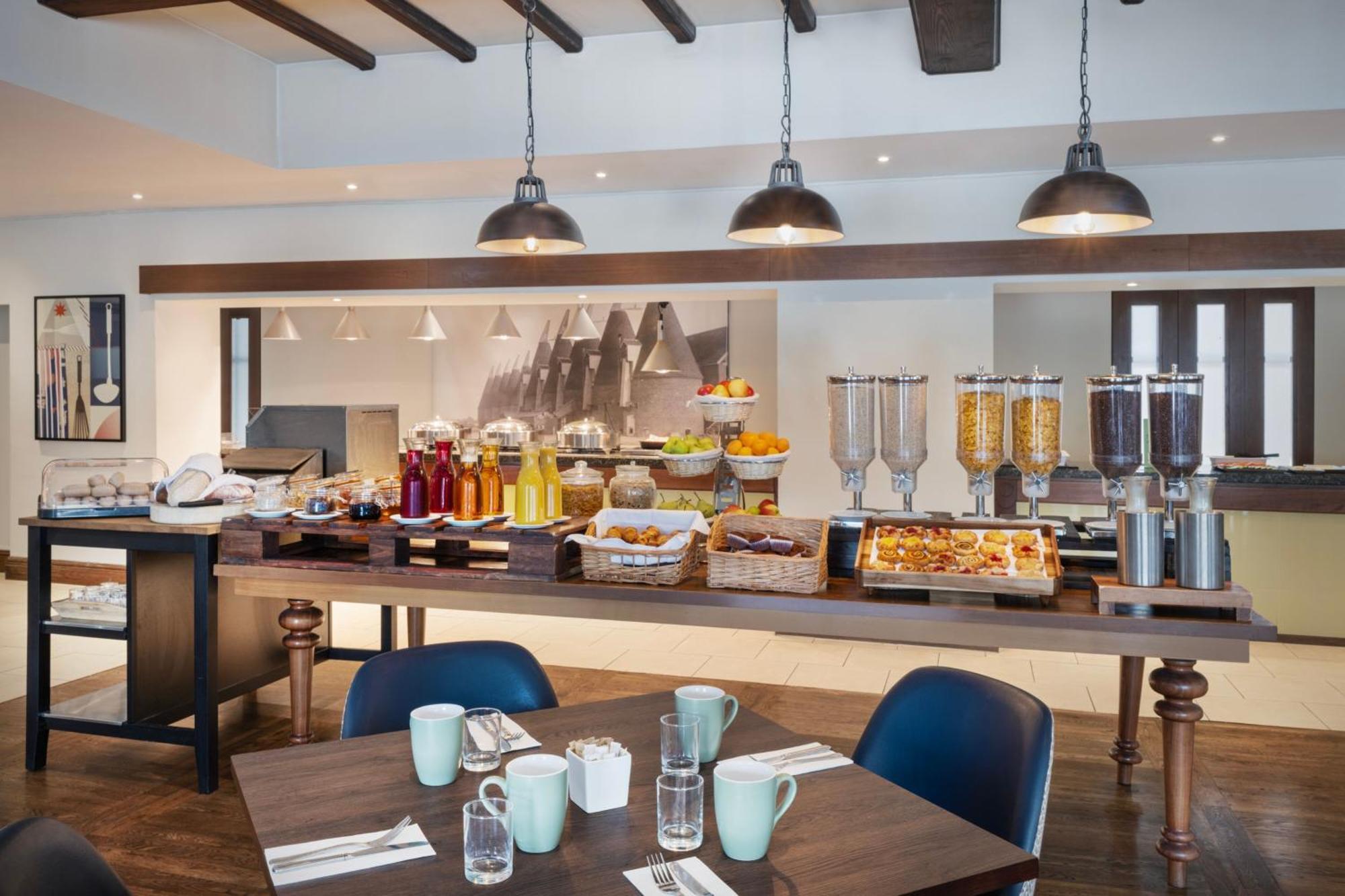 Delta Hotels By Marriott Tudor Park Country Club Maidstone Exteriér fotografie