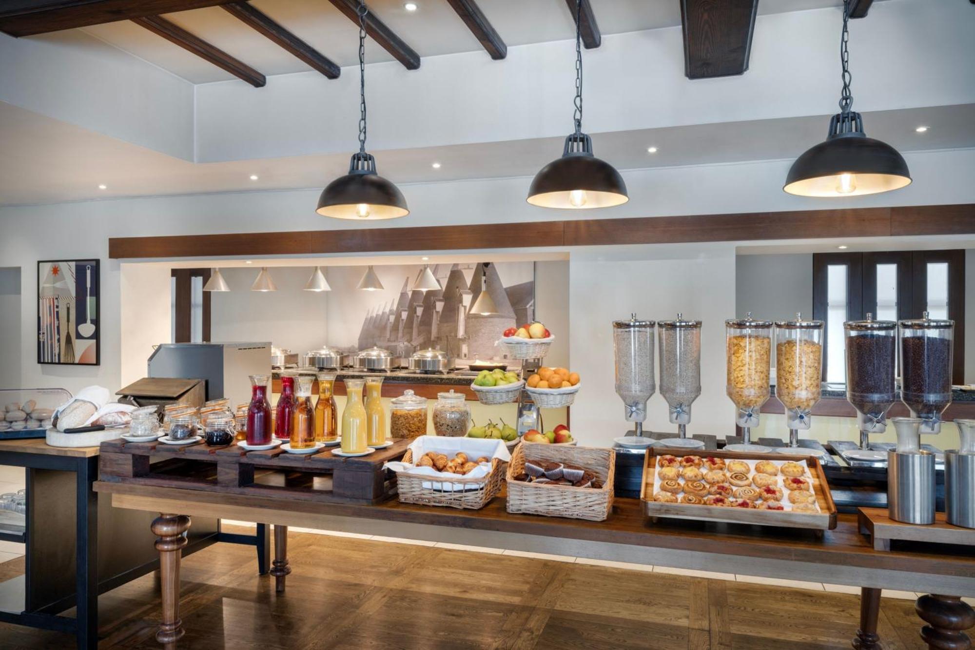 Delta Hotels By Marriott Tudor Park Country Club Maidstone Exteriér fotografie