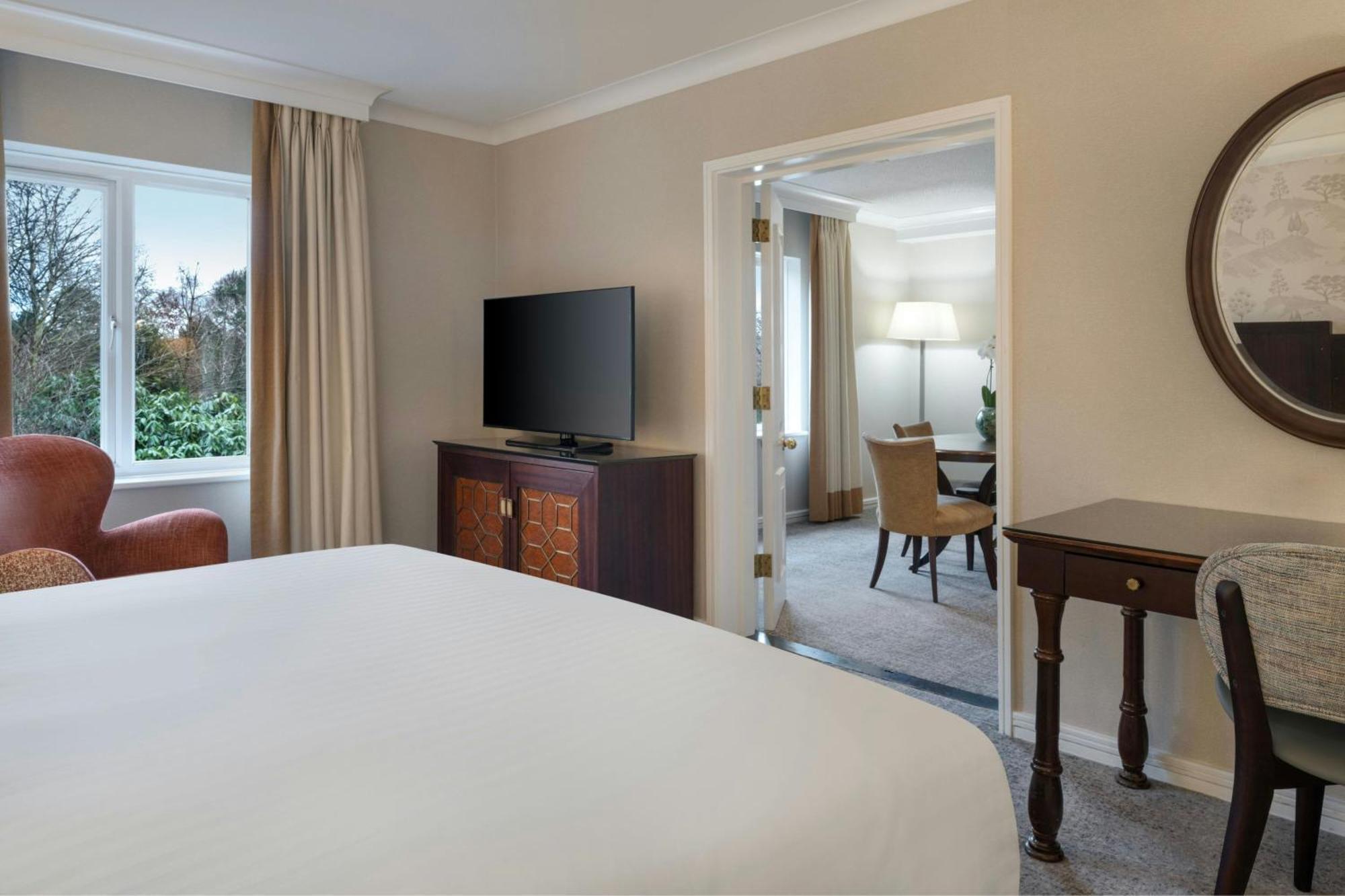 Delta Hotels By Marriott Tudor Park Country Club Maidstone Exteriér fotografie